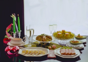 MEN&Ugrave; DELLA FESTA P&Acirc;T&Eacute; DI PROSCIUTTO AVOCADOS DI MARE