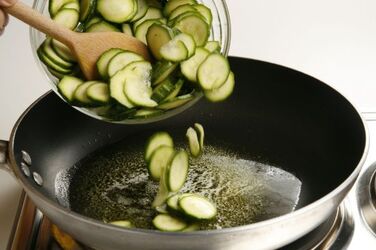 TORTINI DI ZUCCHINE E SCAMORZA