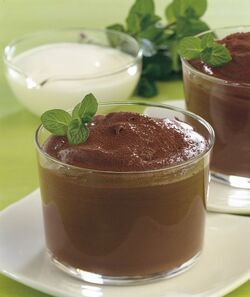 MOUSSE DI CIOCCOLATO ALLA MENTA
