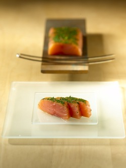 SALMONE MARINATO A SECCO