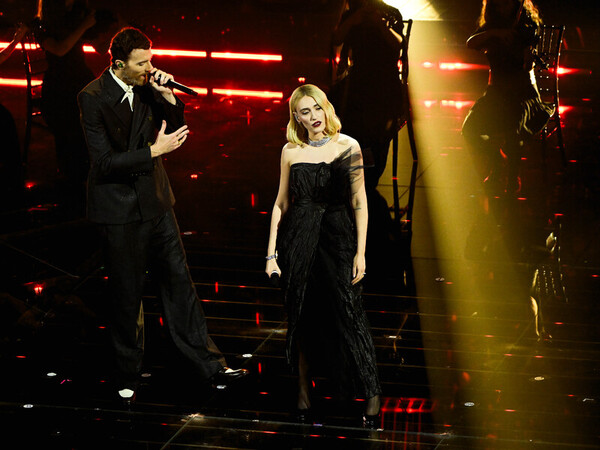 Sanremo 76&deg; Festival della Canzone Italiana. Quarta serata. Cover. I look dei cantanti in gara