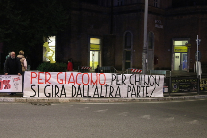 Massa torchlight procession in memory of Giacomo Bongiorni Massa torchlight procession in memory of Giacomo Bongiorni