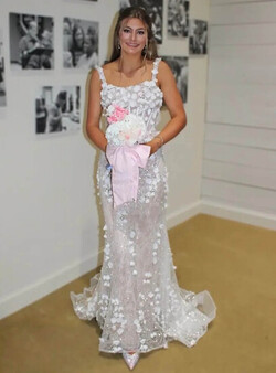 Jamie Lynn Spears shared photos of her 17 year old daughter Maddie dressed up for her senior prom