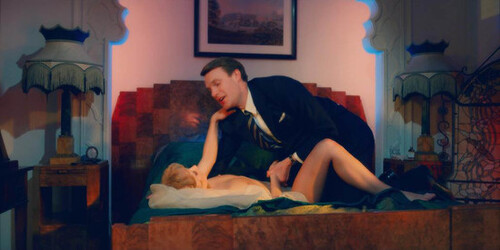 Juno Temple goes fully nude on the new TV show Little Birds 