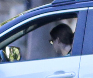 Violet Affleck arriving at Ben Affleck s birthday