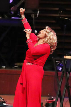 Darlene Love