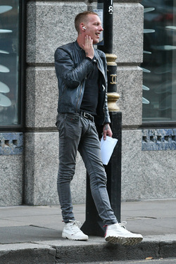 Laurence Fox seen out and about in Mayfair