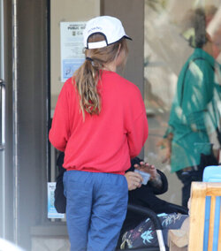 Doting dad Anthony Kiedis cuddles with son Everly Bear during lunch outing Doting dad Anthony Kiedis cuddles with son Everly Bear during lunch outing