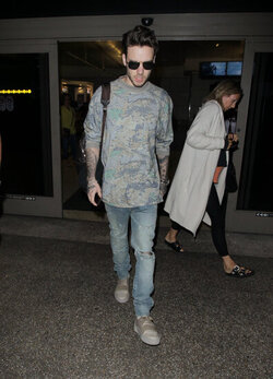 Liam Payne to miss Father s Day with his family as he arrives in LA for work
