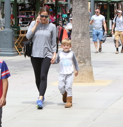 Jennifer Garner and son Samuel out to a movie and the Apple Store