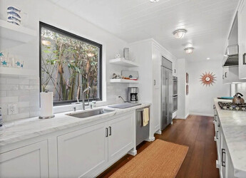 Ray Romano is looking to rent out his home in Malibu California