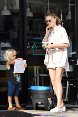 Teresa Palmer has Breakfast with Sons Teresa Palmer has Breakfast with Sons