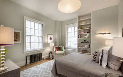 Uma Thurman sells manhattan duplex for 6.6 million