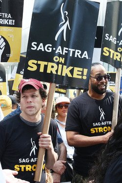 Jesse Eisenberg seen at the SAG AFTRA strike in front of HBO Offices Jesse Eisenberg seen at the SAG AFTRA strike in front of HBO Offices