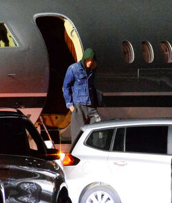 Taylor Swifts boyfriend Joe Alwyn arriving back into the UK after spending time with Taylor in Nashville.