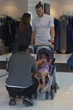 Garret Bale and Emma Rhys Jones goes shopping on Robertson BLV with their children Garret Bale and Emma Rhys Jones goes shopping on Robertson BLV with their children