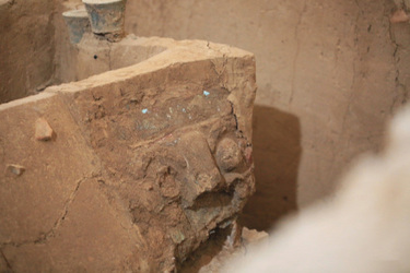 China Shows 1000 BC Bronze Chariot Buried with Horses