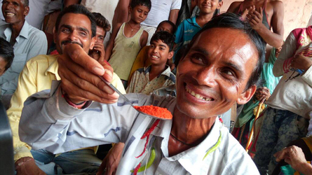 INCREDIBLE APPETITE INDIAN MAN EATS 2.9KG OF CHILLIES EVERY DAY INCREDIBLE APPETITE INDIAN MAN EATS 2.9KG OF CHILLIES EVERY DAY