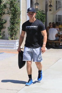 A Buff Looking Nick Jonas Heads to Lunch A Buff Looking Nick Jonas Heads to Lunch