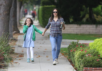 Jennifer Garner super cute in plaid during morning outing with the girls