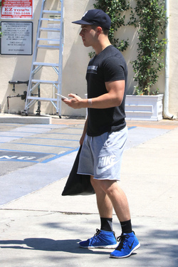 A Buff Looking Nick Jonas Heads to Lunch A Buff Looking Nick Jonas Heads to Lunch