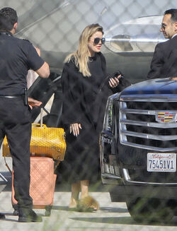 Champagne For Khloe The Baller Babe Celebrates Cavaliers Win Over Celtics