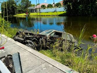 Divers find bones of mum and daughter who went missing 50 years ago in sunken car
