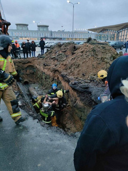 Man Got Trapped In 1ft Wide Sewer Pipe After Climbing In For No Apparent Reason Man Got Trapped In 1ft Wide Sewer Pipe After Climbing In For No Apparent Reason