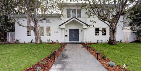 Hollywood film director Patty Jenkins has just bought this house in Santa Monica California for 6.35 million