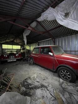 Urban explorer discovers abandoned vintage car graveyard Urban explorer discovers abandoned vintage car graveyard