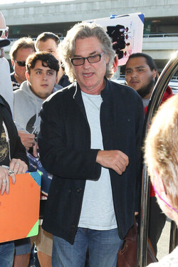 Kurt Russell and Goldie Hawn are seen at LAX Kurt Russell and Goldie Hawn are seen at LAX
