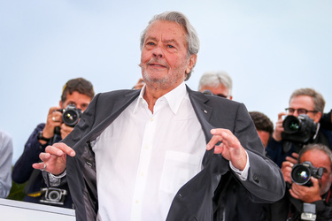 Alain Delon Palme D Or D Honneur Photocall The 72nd Annual Cannes Film Festival