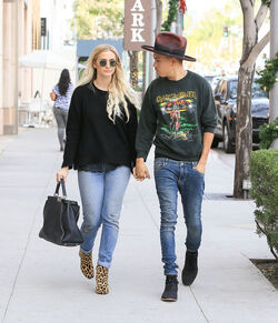 Ashlee Simpson and Evan Ross CoupleGoals
