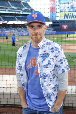 Dave Annable Throws Out First Pitch at Mets Game