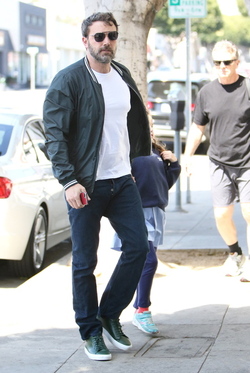 Ben Affleck picked up daughter Seraphina from school and the pair stopped for an ice cream cone in Brentwood.