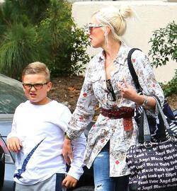 Gwen Stefani And Zuma Up For Sunday Services