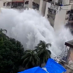 Video LANDSLIDE HORROR Hillside Houses Crumble In Monsoon Hit India Video LANDSLIDE HORROR Hillside Houses Crumble In Monsoon Hit India