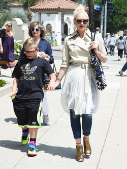 Gwen Stefani Fashionable At Sunday Services With The Boys