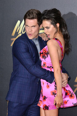 Adam DeVine LOVES hamming it up for the cameras... here s the proof 
