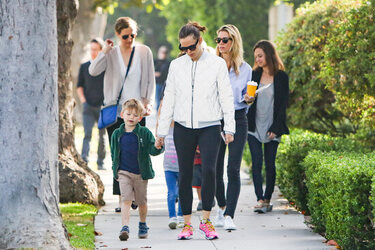 Jennifer Garner takes Samuel out for breakfast