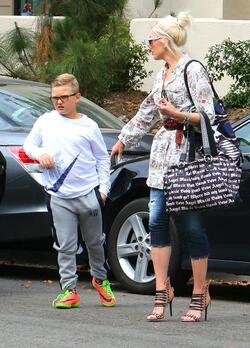 Gwen Stefani And Zuma Up For Sunday Services