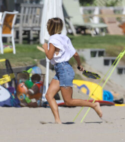 Sofia Richie plays volleyball on the beach