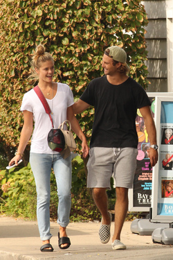 Nina Agdal and Jack Brinkley Cook Getting Ice Cream in The Hamptons