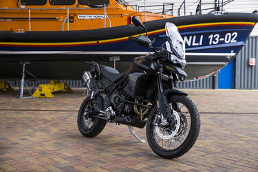 Daniel Craig gifts unique birthday present to RNLI