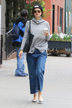 Katherine Waterson Goes on a Coffee run in Manhattan Katherine Waterson Goes on a Coffee run in Manhattan