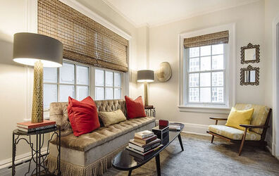 Uma Thurman sells manhattan duplex for 6.6 million