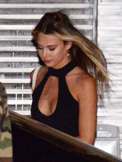 Scott Disick is seen partying with a couple hot blondes in Malibu as Kourtney Kardashian and their children celebrate Mother s Day without daddy present. Scott Disick is seen partying with a couple hot blondes in Malibu as Kourtney Kardashian and their children celebrate Mother s Day without daddy present.