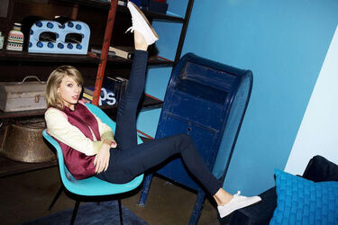 TAYLOR SWIFT FOR KEDS FOOTBRAND CAMPAIGN TAYLOR SWIFT FOR KEDS FOOTBRAND CAMPAIGN