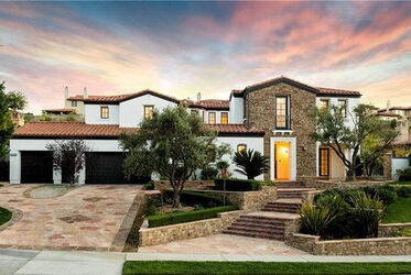 KYLIE JENNER PUTS HER FIRST HOME ON THE MARKET KYLIE JENNER PUTS HER FIRST HOME ON THE MARKET