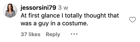 Owl be damned Diva bird wearing skinny jeans and boots captured WALKING on snow Owl be damned Diva bird wearing skinny jeans and boots captured WALKING on snow